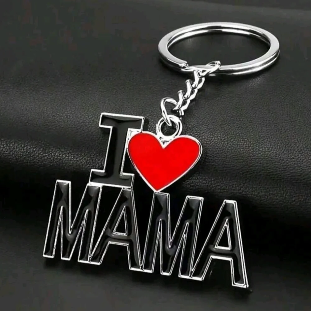 I Love Mama Keychain - Picture 2 of 3
